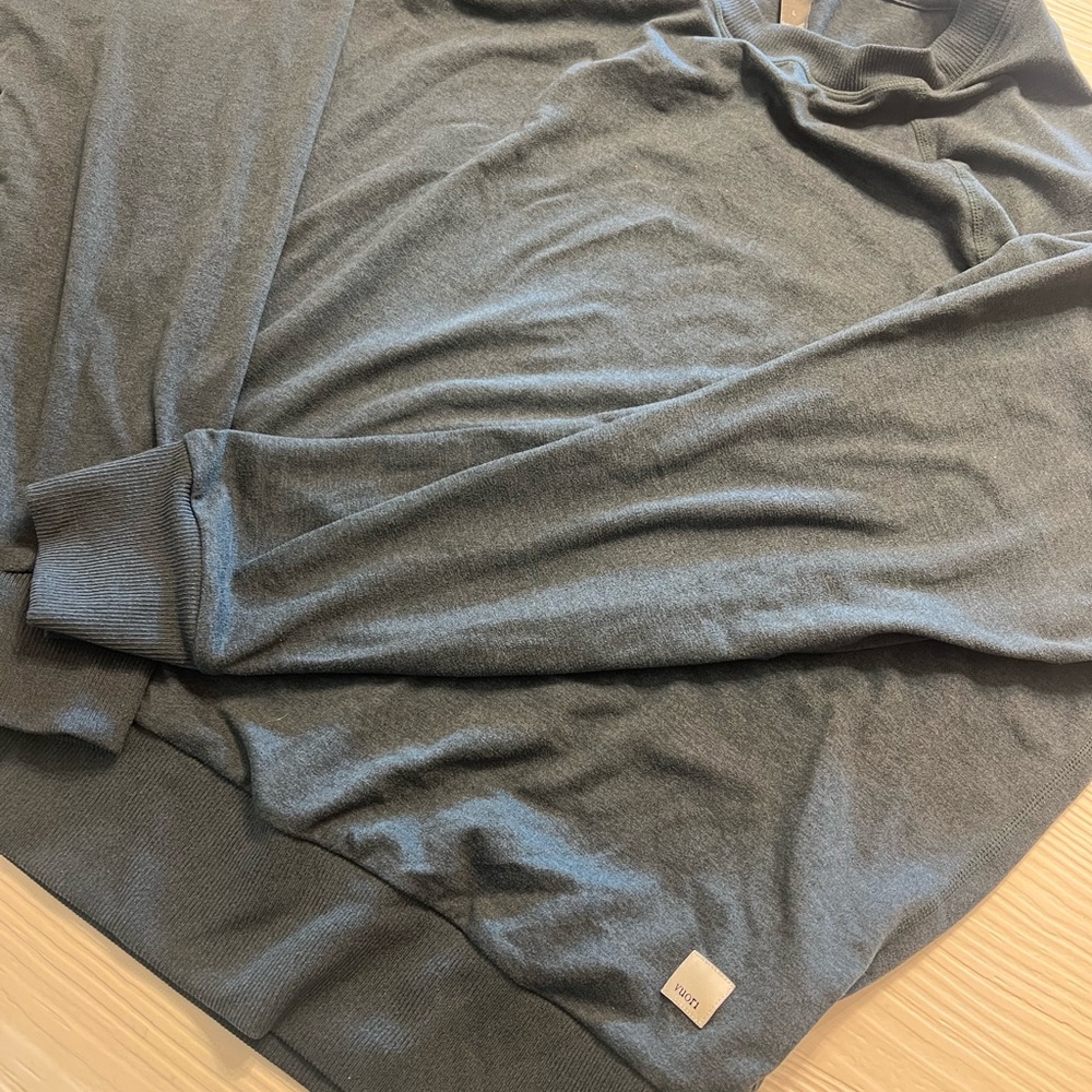 Vuori light pullover in green